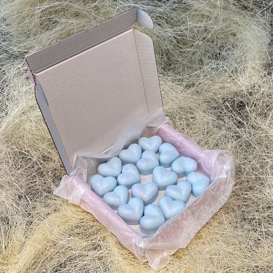 16 Baby Powder Small Wax Hearts
