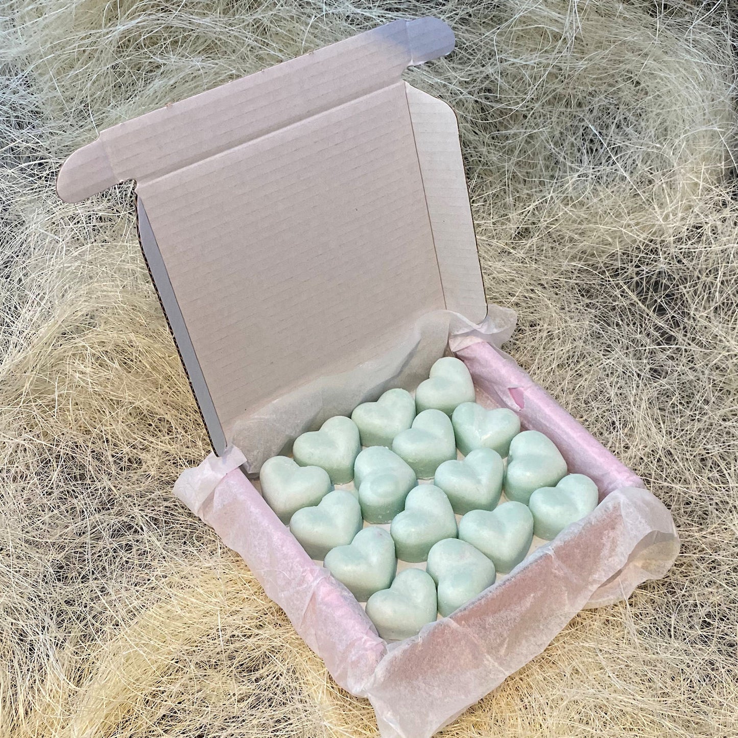 16 Gin & Tonic Small Wax Hearts