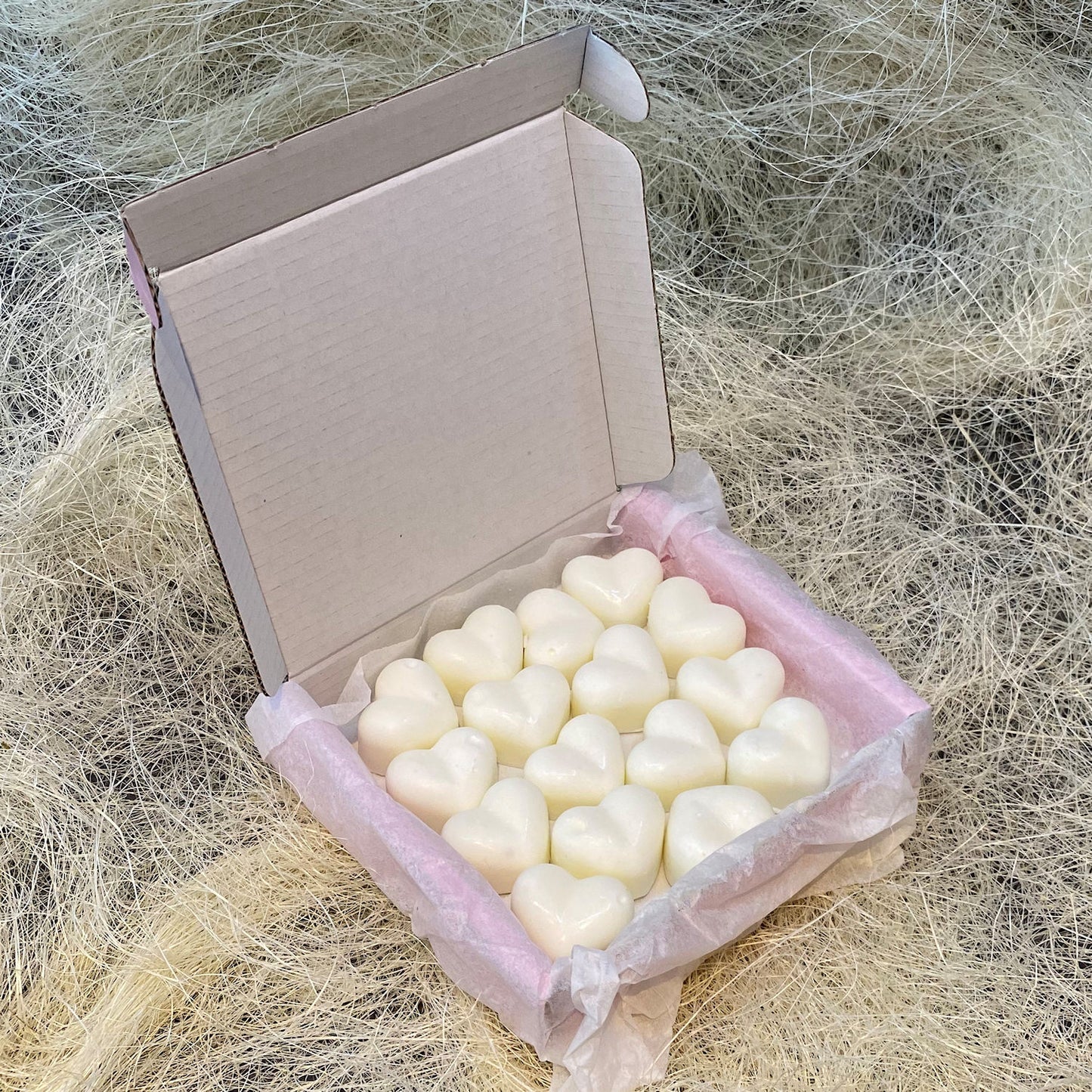 16 Piña Colada Small Wax Hearts