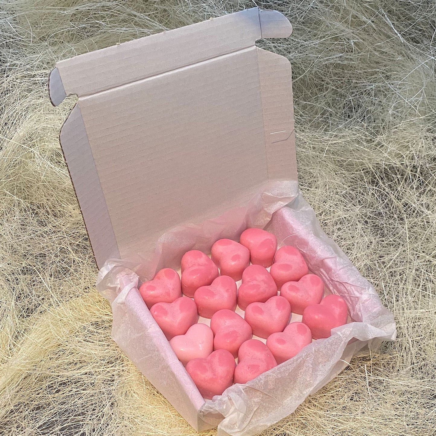 16 Strawberry Small Wax Hearts