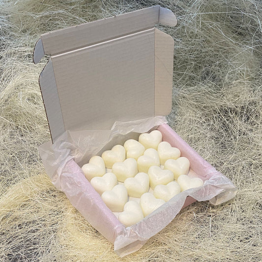 16 Vanilla Small Wax Hearts